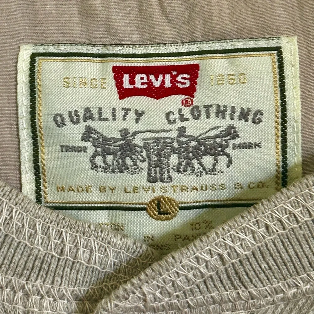 Levi’s Men’s Thermal Henley Tan Long Sleeve Size L
